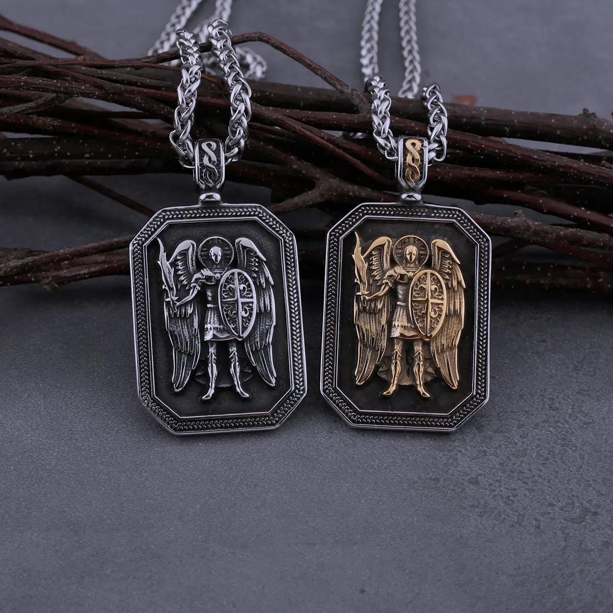Stainless Steel St. Michael Archangel Cross Shield Necklace Men\'s Fashion Biker Amulet Pendant Necklace Jewelry Accessories