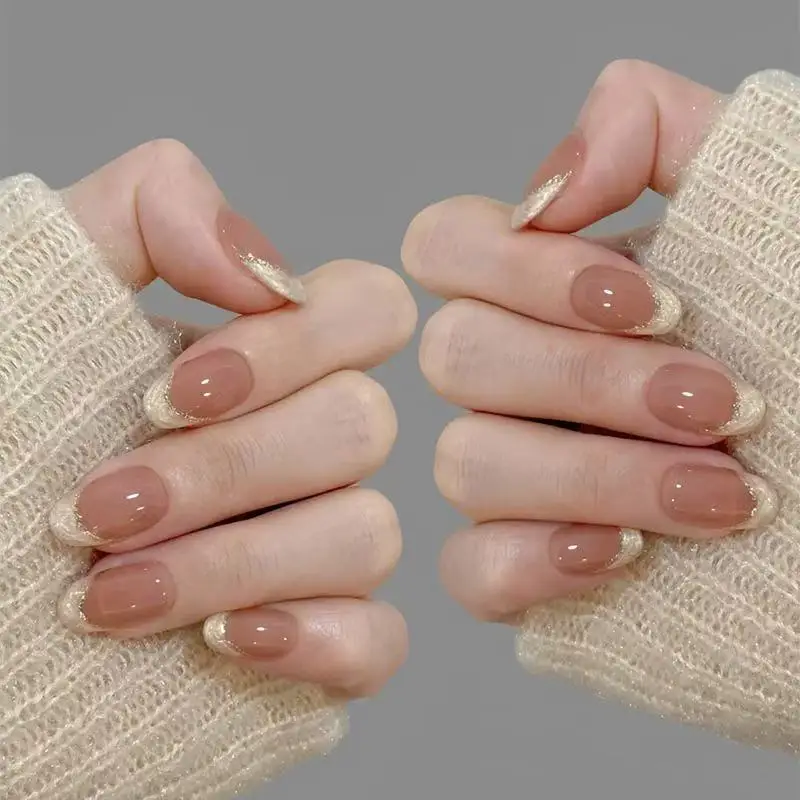 

10pcs/1box Handmade Wearable Nails Shiny Gold Thread French Minimalist Style Fashionable Nail Tips Pure Desire Shell White