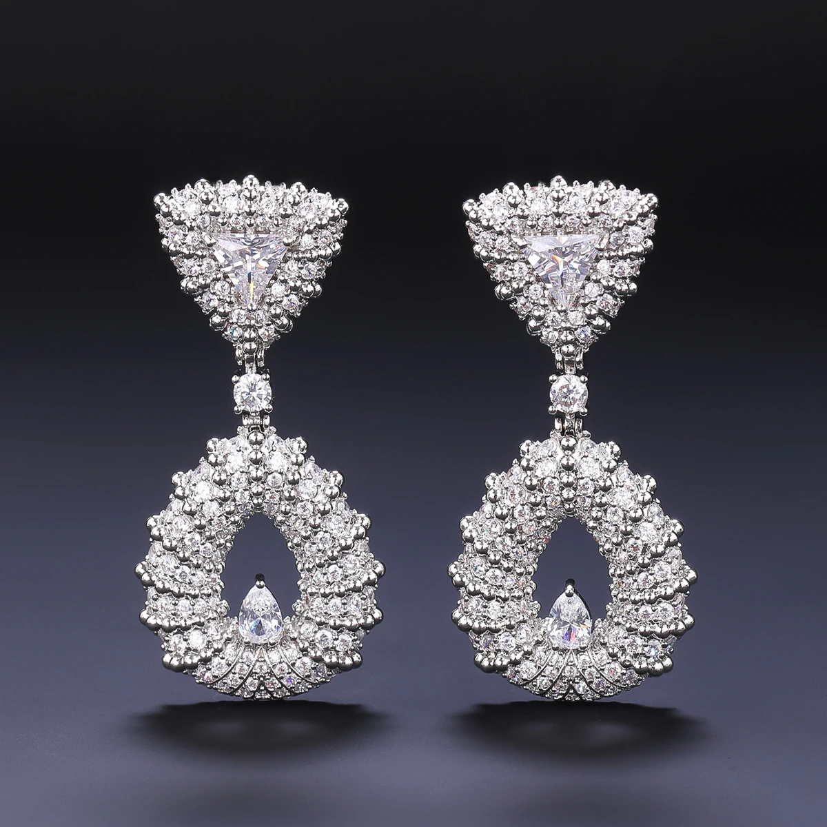 

Fashion Cubic Zircon Dangle Earring Wedding Bridal Women Girl Prom Jewelry 925 Silver Pin CE12352