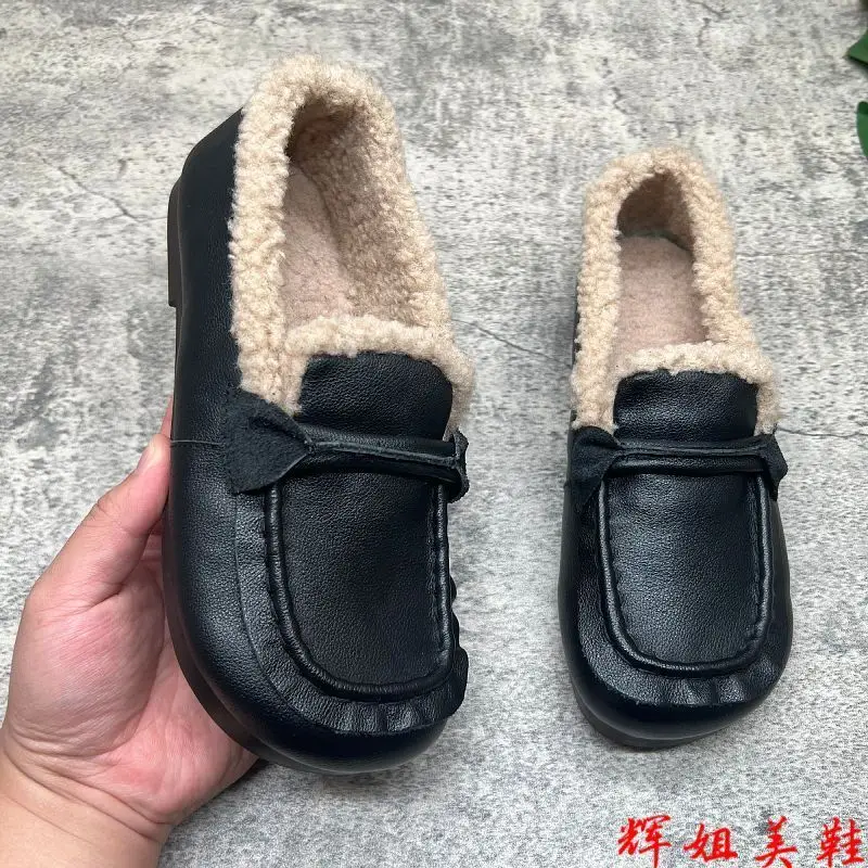 2023 New Winter Foot Set Fashion Retro Plus Soft Soft Soft Sole Soft Leather Women's Shoes Lazy Shoes