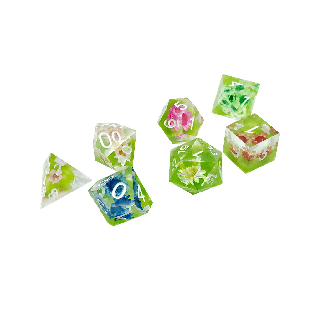 Colorful dried Polyhedral Resin Dices Set 7Pcs-set Flowers Effect Acute Angle Dice For Role Playing for dungeons and dragons