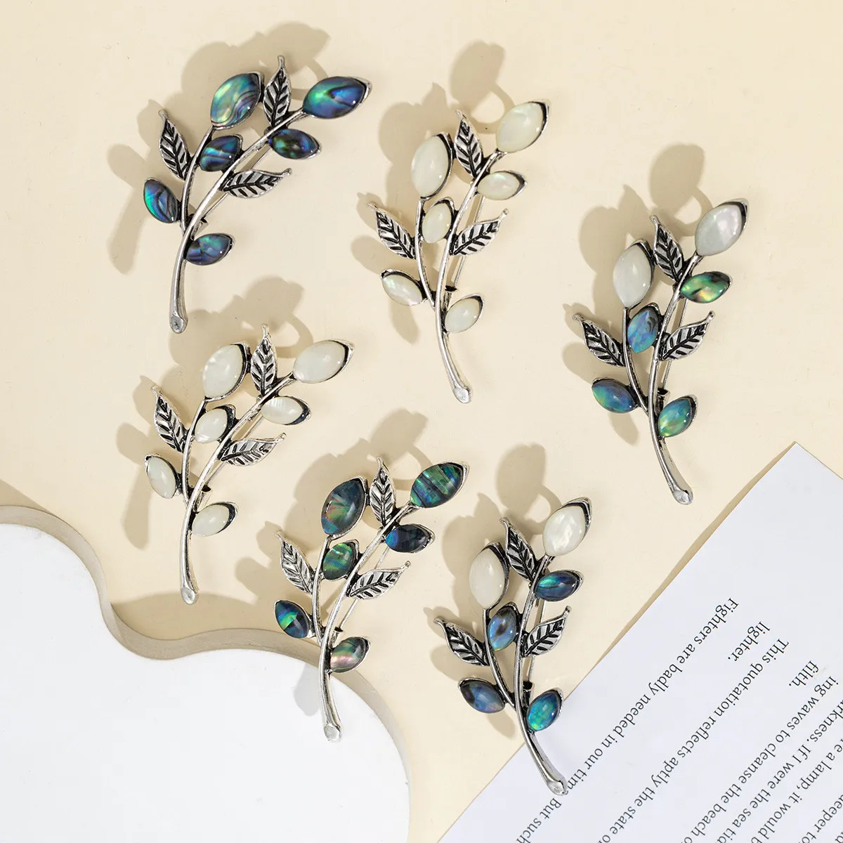 Natural Mother Of Pearl Shell Branch-Shaped Brooch Pendant For Elegant Fascinators Women Brooch Jewelry Gift 57x26mm