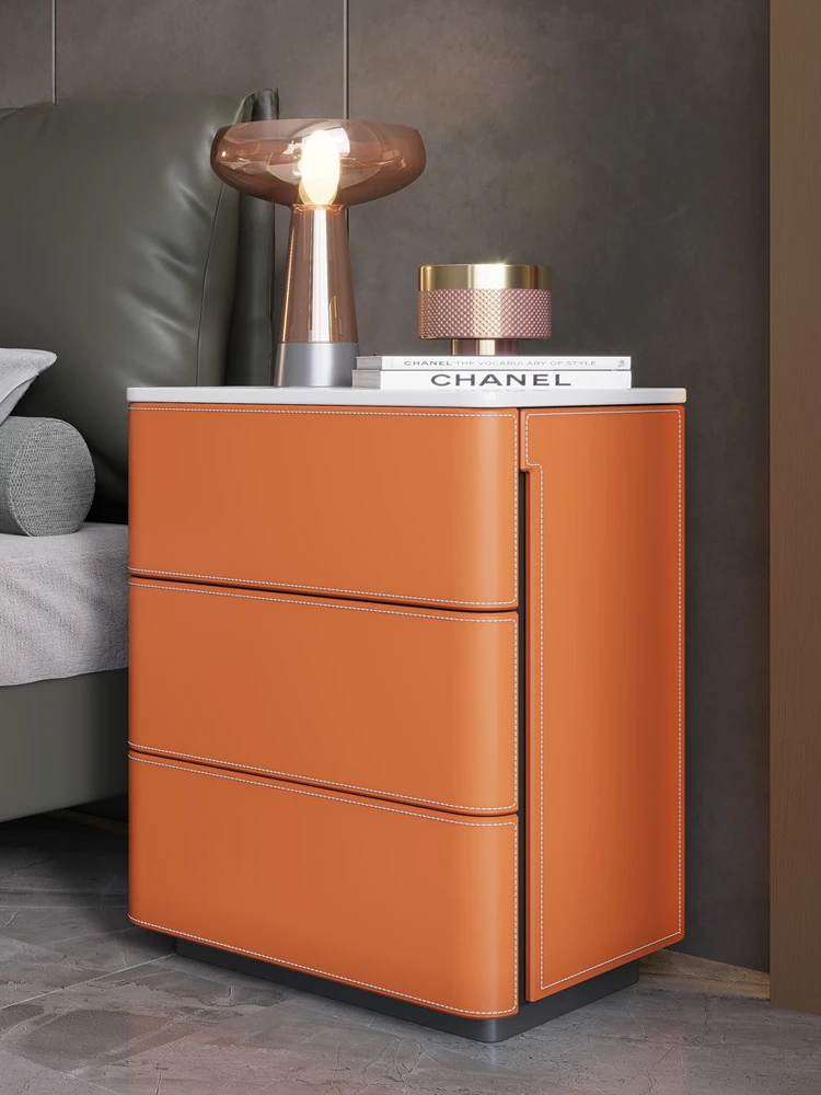 

Italian light luxury saddle leather bedside table, modern solid wood multifunctional bedside cabinet, bedroom rock panel storage