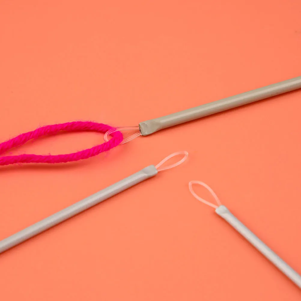 

2 Sets Wool Yarn Threader Hand Sewing Needles Knitting Tools Plastic Inserter Lightweight Portable Storage Gift