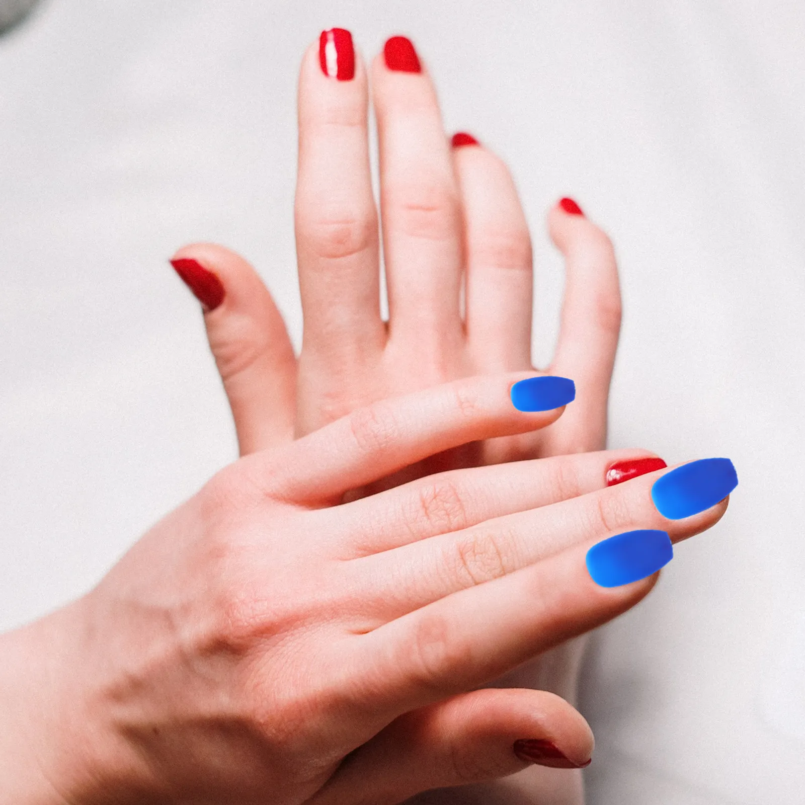 

1 Box of Matte Short Fake Nails Full Cover False Nail Tips for DIY Manicure Wearable Artificial Nails Decorative Nail Art