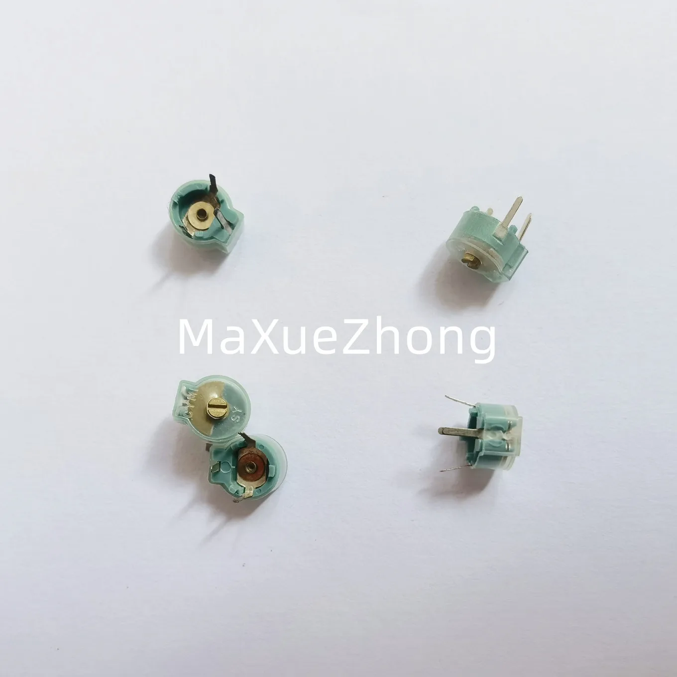 Original CYM1 thin film fine tuning capacitor variable capacitor 4~27pf 8MM tunable capacitor film dielectric capacitor Inductor