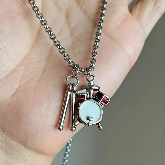 Europe and America Silver Color Red Zircon Drum Necklace UNISEX Rock and Roll Music Festival Jewelry Necklace