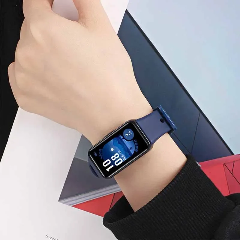 Per Huawei Band 10 / 9 / 8 2IN1 cinturino in silicone traspirante + custodia morbida