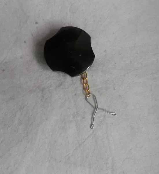 غطاء زيت الوقود MS720 لـ STIHL 080 070 090 والمزيد من المناشير المقطوعة غطاء خزان المنشار REPL. OEM 11073500500 1106-640-3600 #3