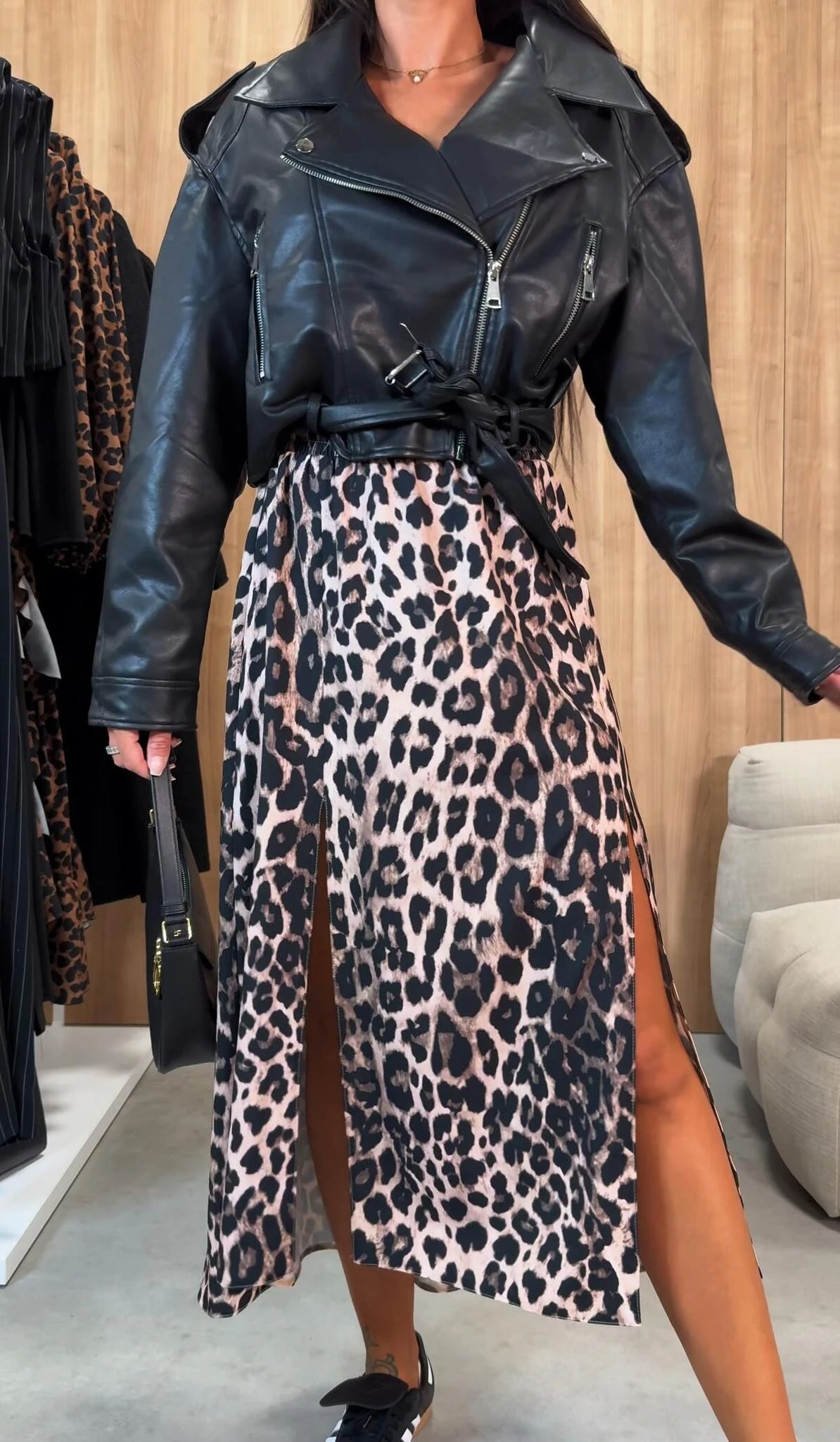 Women's High Waist Leopard Print Maxi Skirt with Side Slits, Flowy A Line Long Skirt for Fall Winter Streetwear