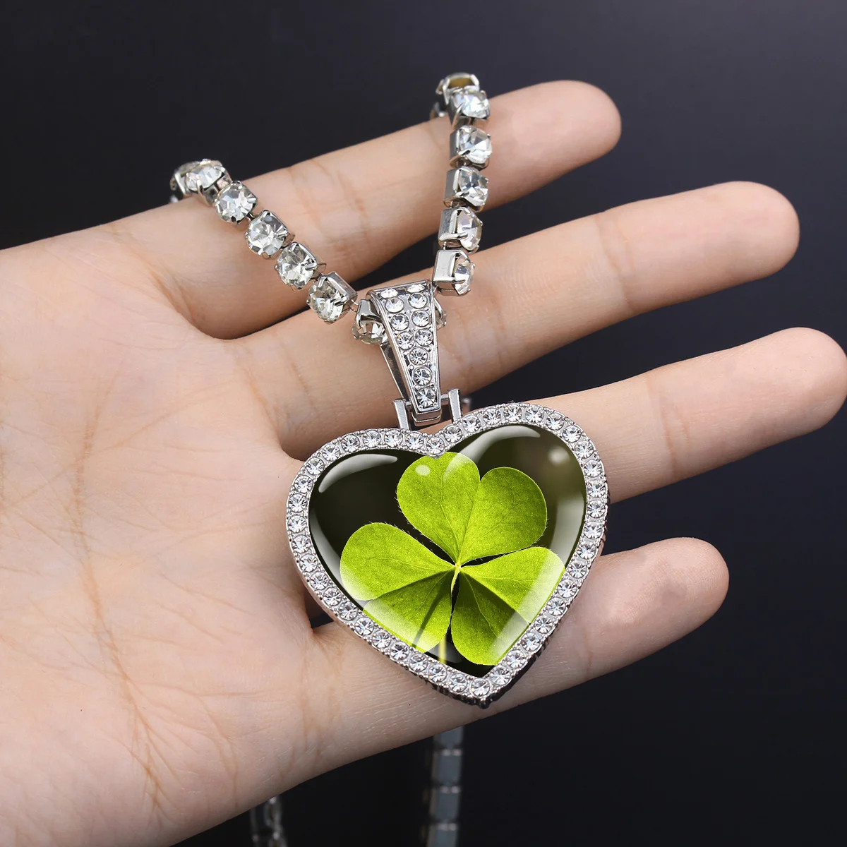 1PC Irish Four-Leaf Clover Heart Rhinestone-Encrusted Necklace St. Patrick's Day Lucky Clover Pendant Holiday Gift Jewelry