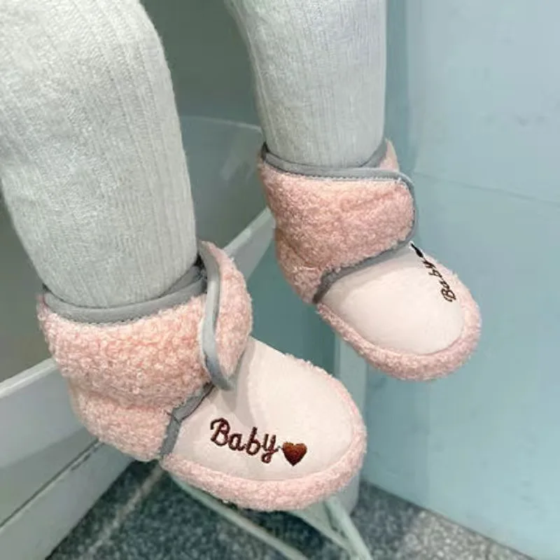 

Новые осенние и зимние стили, детская прогулочная обувь для детей 0-1 года, детская обувь на мягкой подошве, теплые зимние сапоги