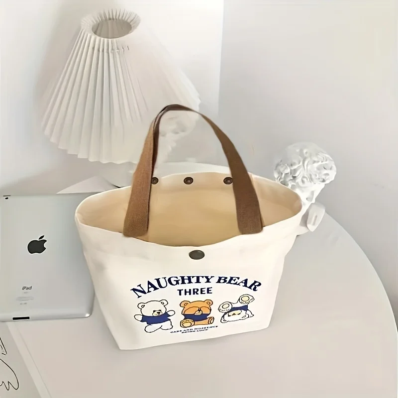 

Женские сумки с мультяшным дизайном «Озорной медведь» в трех стилях — дизайнерская сумка с милым плюшевым мишкой и бежевой ручкой, машинная стирка, подходит для размера S и повседневного использования, подарок на день рождения, повседневная сумка-тоут, за