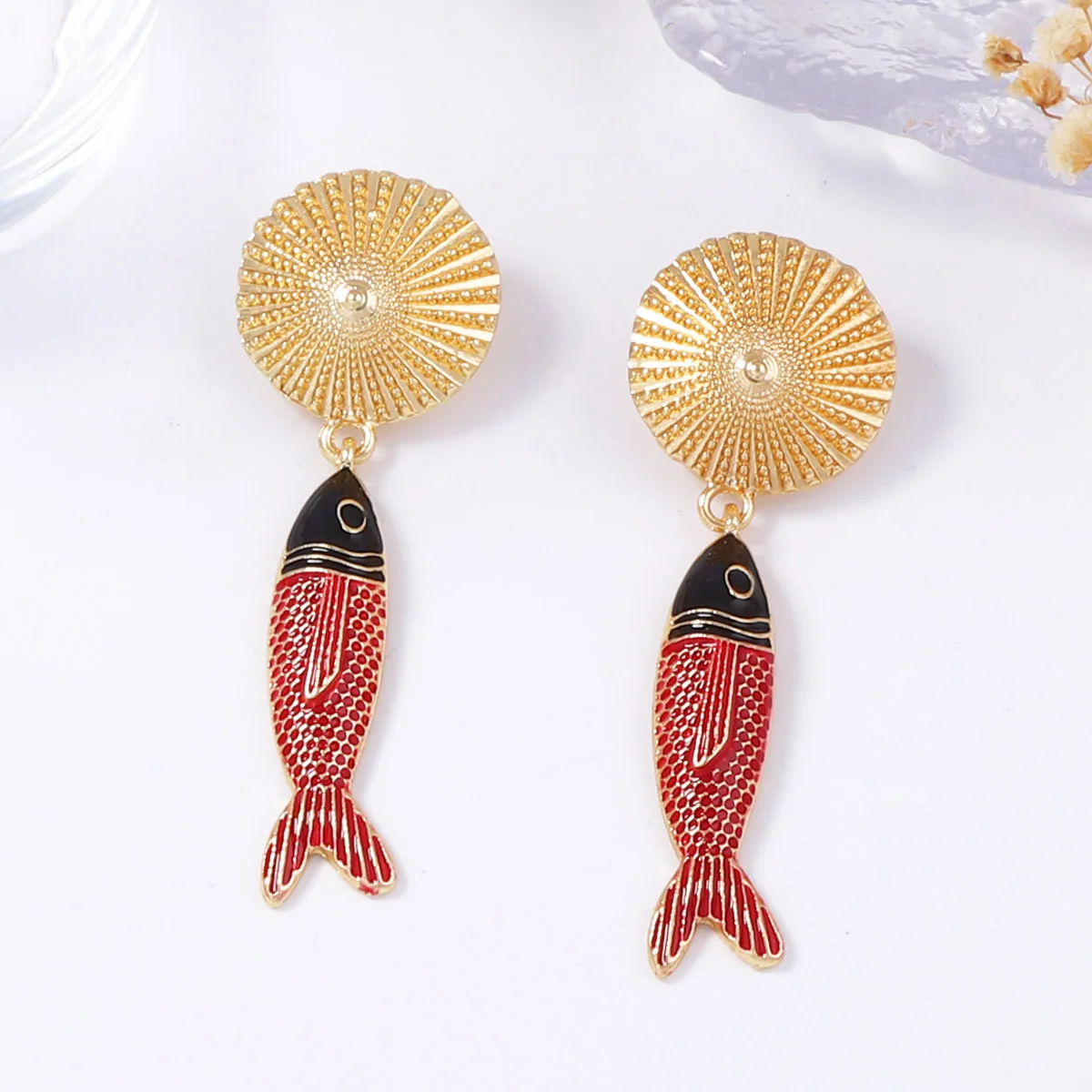 

ZAA Vintage Metal Fish-shaped Animals Drop Earrings for Women Fashion Jewelry Gifts