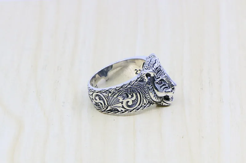 Aggressive Punk Personalized Thai Silver Sterling Silver Tiger Head Ring Wide index finger trendsetter retro ring Japanese and K