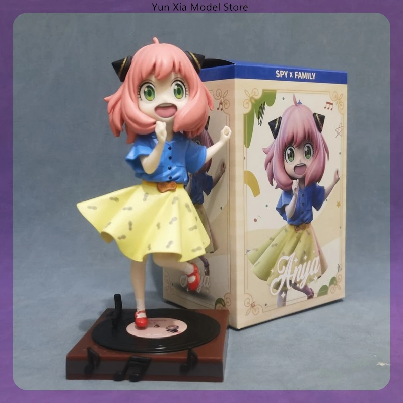 

18cm Spy×Family Anya Forger On Record Player Anime Cute Figure Model Gk Statue Boys Collection Desktop Decoration Ornament Toys