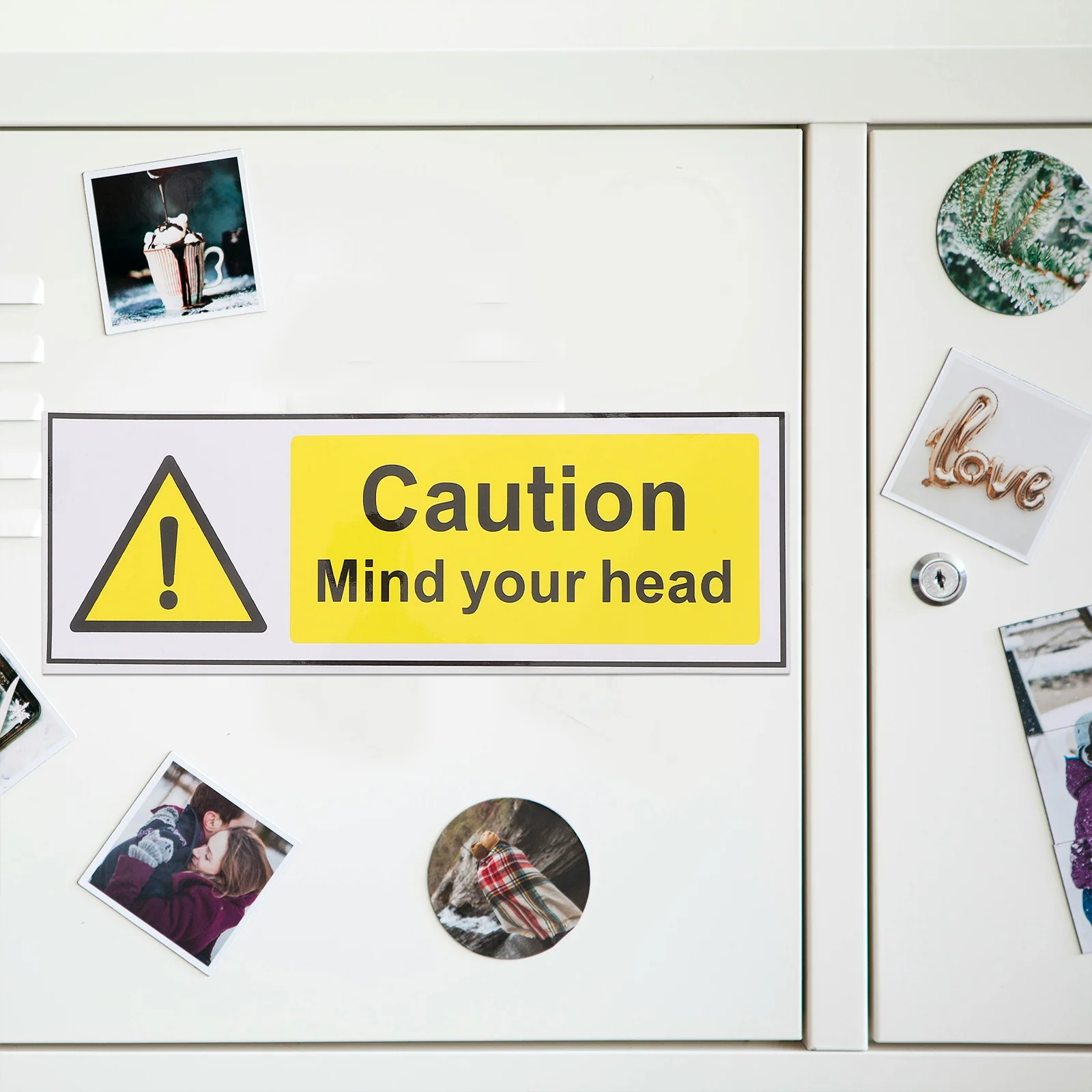 

2 Sheets Safety Warning Signs Self-Adhesive Caution Stickers for Head Collision Protection on Machinery in Factories Warehouses