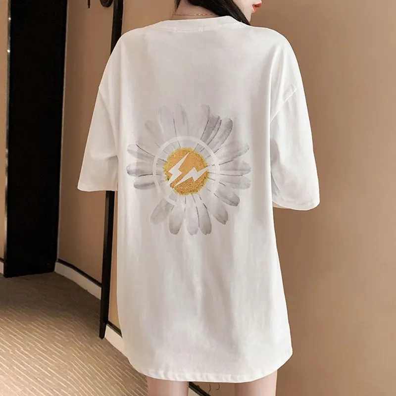 

Детская футболка, летняя новинка, в стиле Цюань Чжилун, с принтом ромашек, для родителей и детей, из чистого хлопка, модная, с коротким рукавом