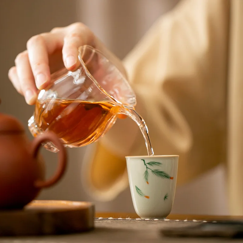 رسمت باليد فنجان شاي مع الرماد النباتي كوب عطر السيراميك لوتس إيقاع كوب رئيسي غرفة الشاي الشاي الفن عرض تذوق كوب