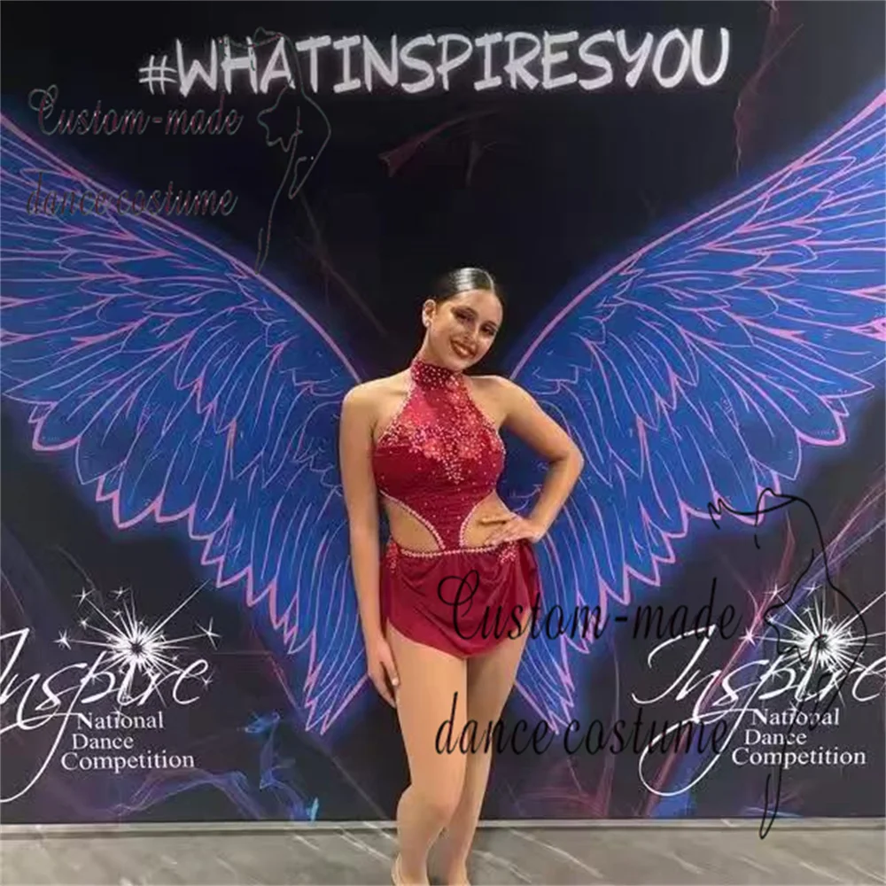 

Девочки, подростки, детские концерты, костюмные выступления, сценические костюмы, джазовые танцевальные костюмы, современные танцевальные костюмы, балле