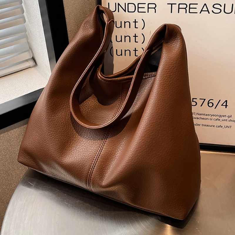 

Large capacity crossbody bag 2024 new fashion women shoulder bag underarm bag high-quality commuting tote bag