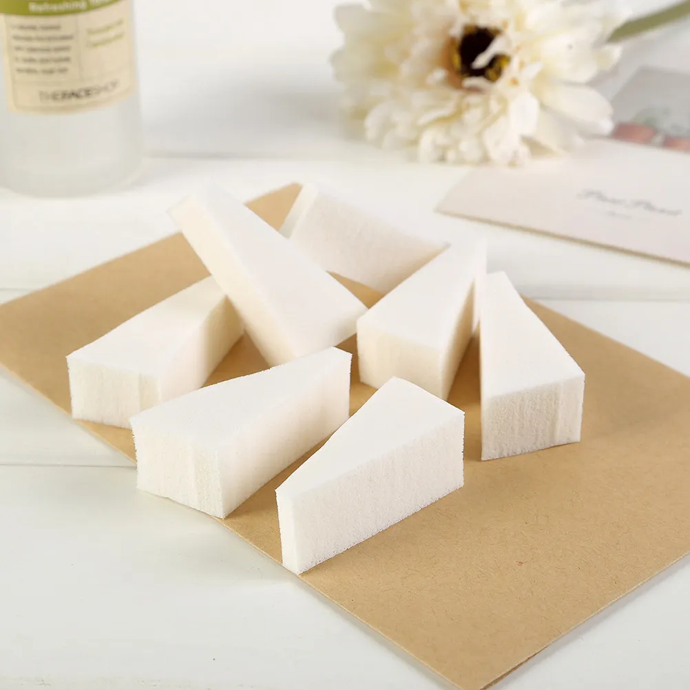 24Pcs Triangle Facial Puff for Makeup Blending Soft Premium Texture Disinfected Skin Safe Quick Dry All Skin Types Triangular
