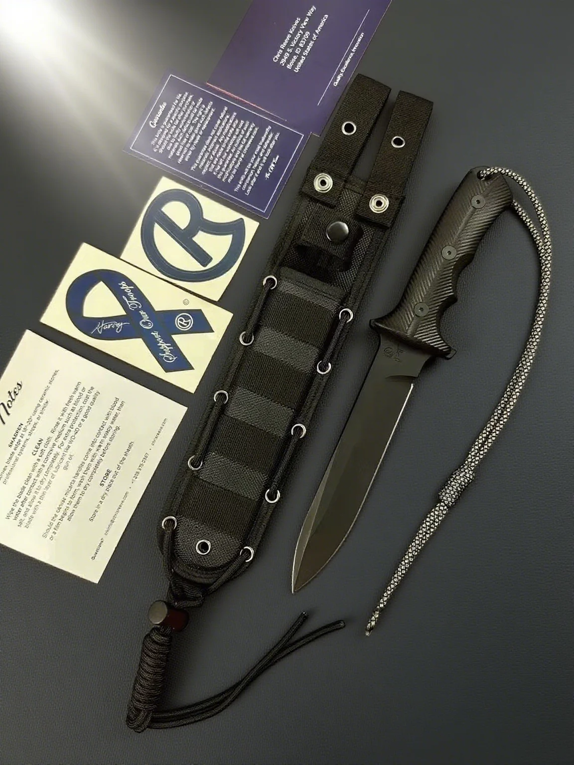 

Green Beret - A classic tactical straight knife with a linen handle for space camping, mountain climbing and jungle survival