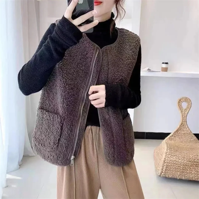 

2023 Short Lamb Plush Vest Women's Korean Autumn And Winter All-Match Loose Sleevelesst Wool Vest Female Jacket Feminina Tops