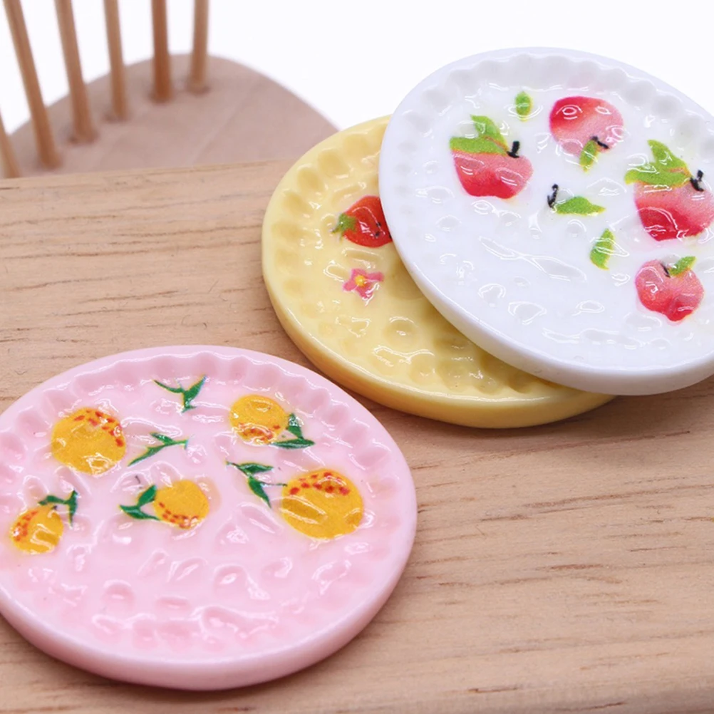 9 szt. Mini Symulowane Jedzenie Domek dla Lalek Taca na Desery Mały Talerz Model Ciasta Rekwizyty Kuchenne Dekoracje Plastikowe