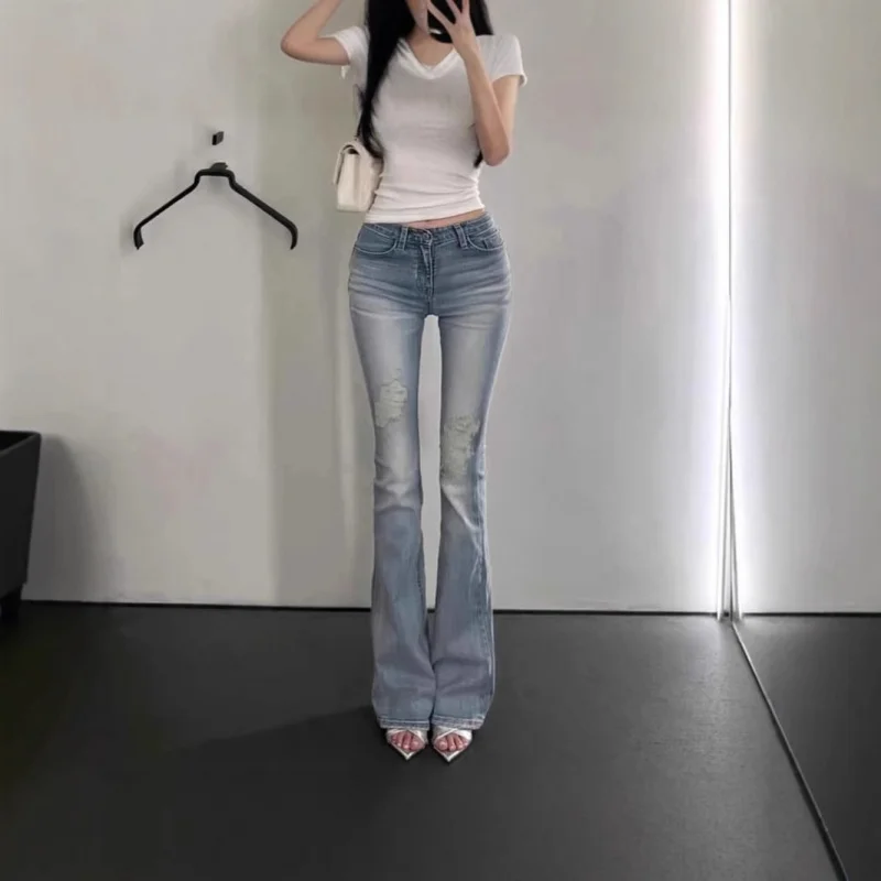 

Джинсы-клеш с высокой талией, рваные, потертые, с эффектом похудения и подтяжки ягодиц, новые винтажные джинсы для создания эффекта стройности и подтяжки ягодиц.