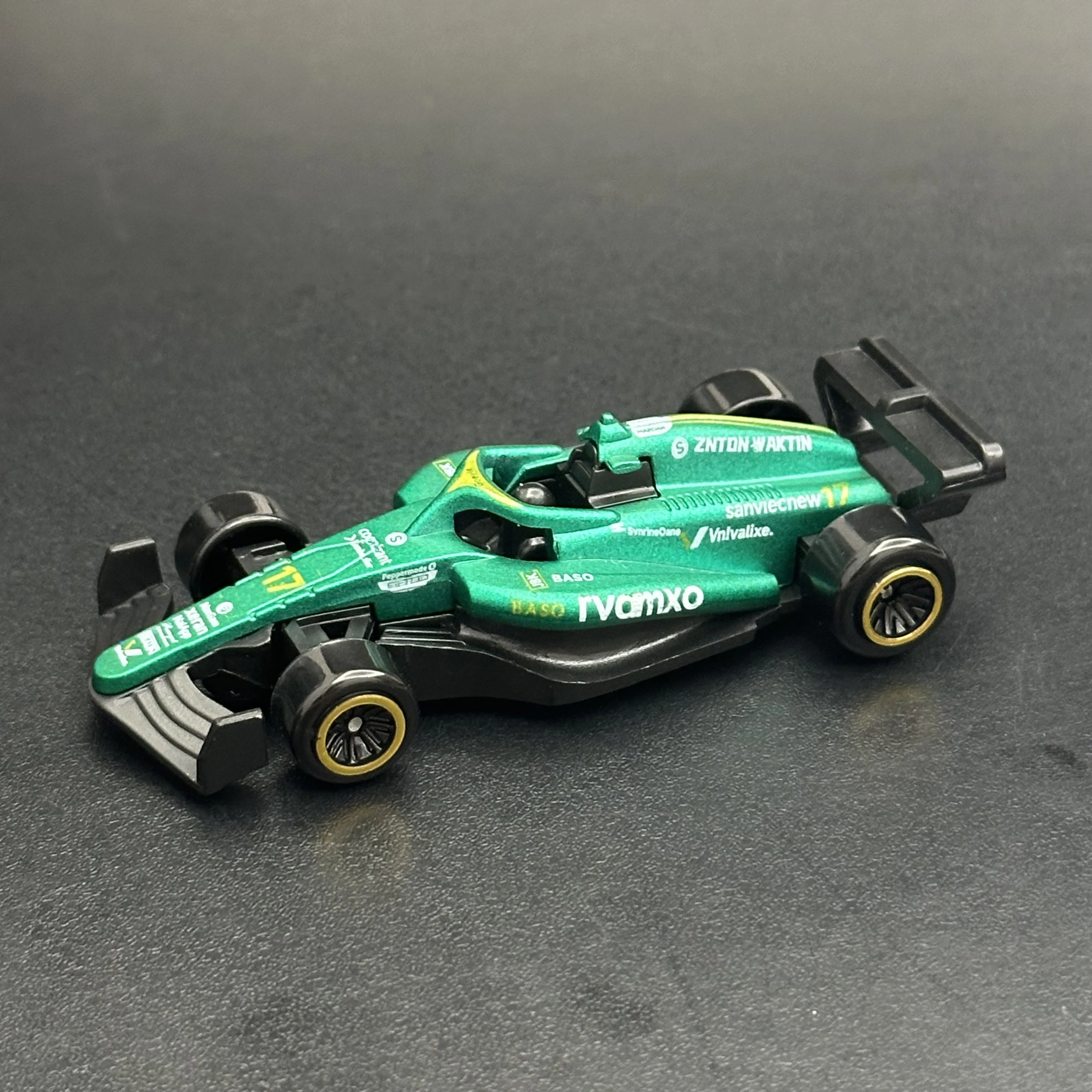 1/64 Diecast Alloy Racing Car Open Wheel Formula Style Single Seater Miniature Collectible Model Display Toy for Motorsport Fans