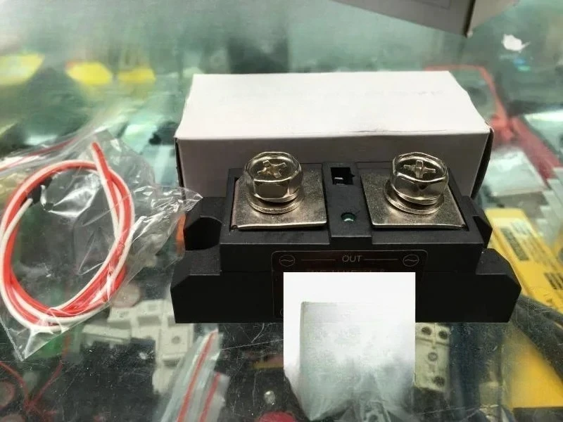 

KEJIKEYI SSR-H480D350P Solid State Relay SSR-H480D350 H380D350P