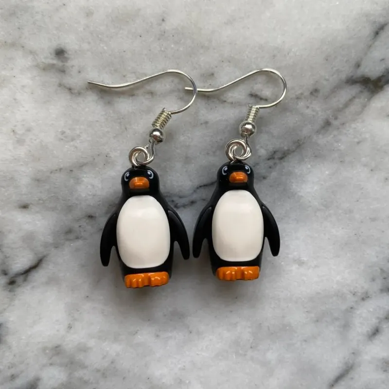 Cute Penguin Building Block Model Women Dangle Earrings Creative Plastic Ocean Animal Earrings Handmade Penguin Jewelry Gifts