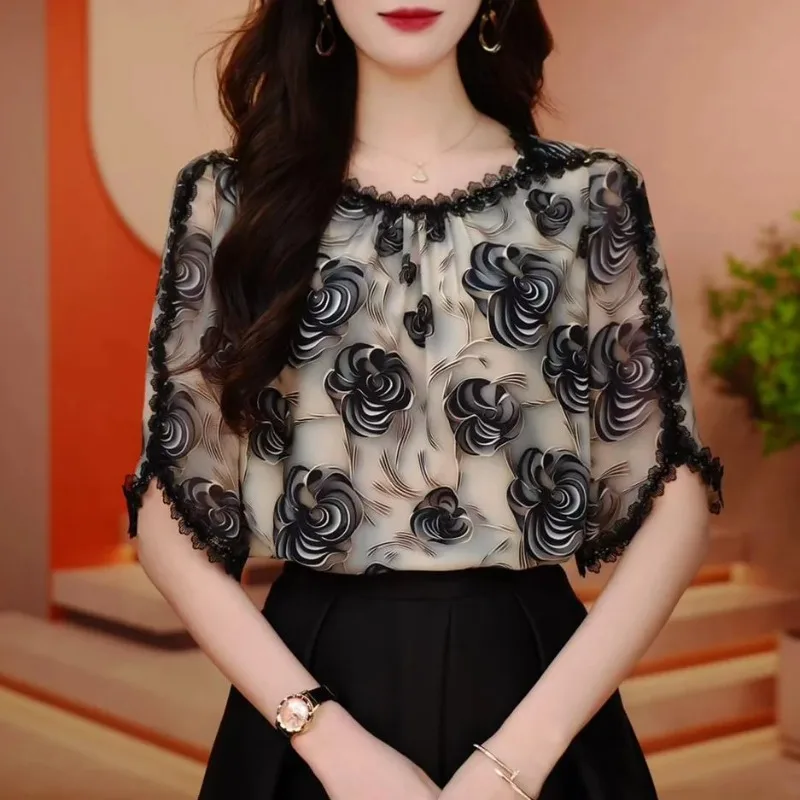 

High-end Foreign Style Fashion Temperament Age-reducing Printing Design Shirt 2025 Summer New Loose Thin Women Blouse