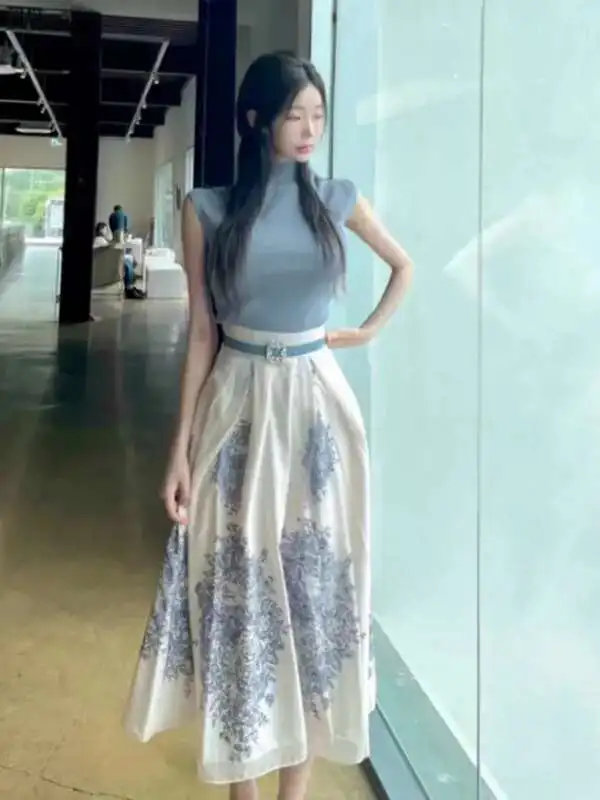 WOMENGAGA doux t-shirts mode haut pour femme coréen 2024 nouvelle corée Sexy mince sans manches haut en tricot pour haut pour femme bleu D7AW