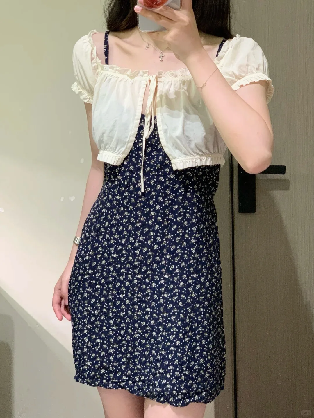 Beige Ruffle Sleeve Crop Tops Women Summer Streetwear Square Neck Cropped Lace-up Cardigan Simple Chic Elegant T-shirt Smock New