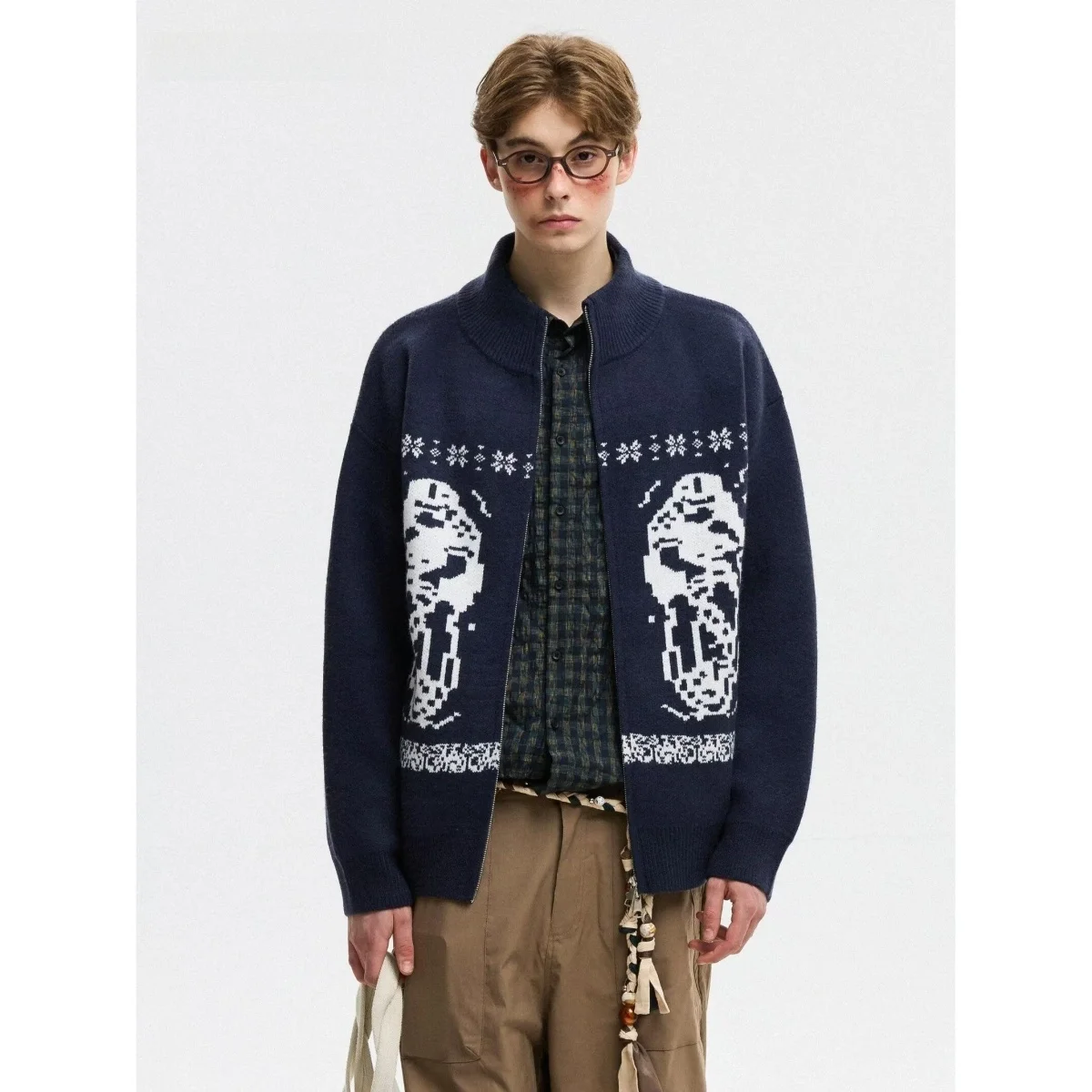 

Американский ретро повседневный вязаный свитер с v-образным вырезом, мужской цветной открытый кардиган, мягкий полиэстер, зимняя длинная толстовка с капюшоном све