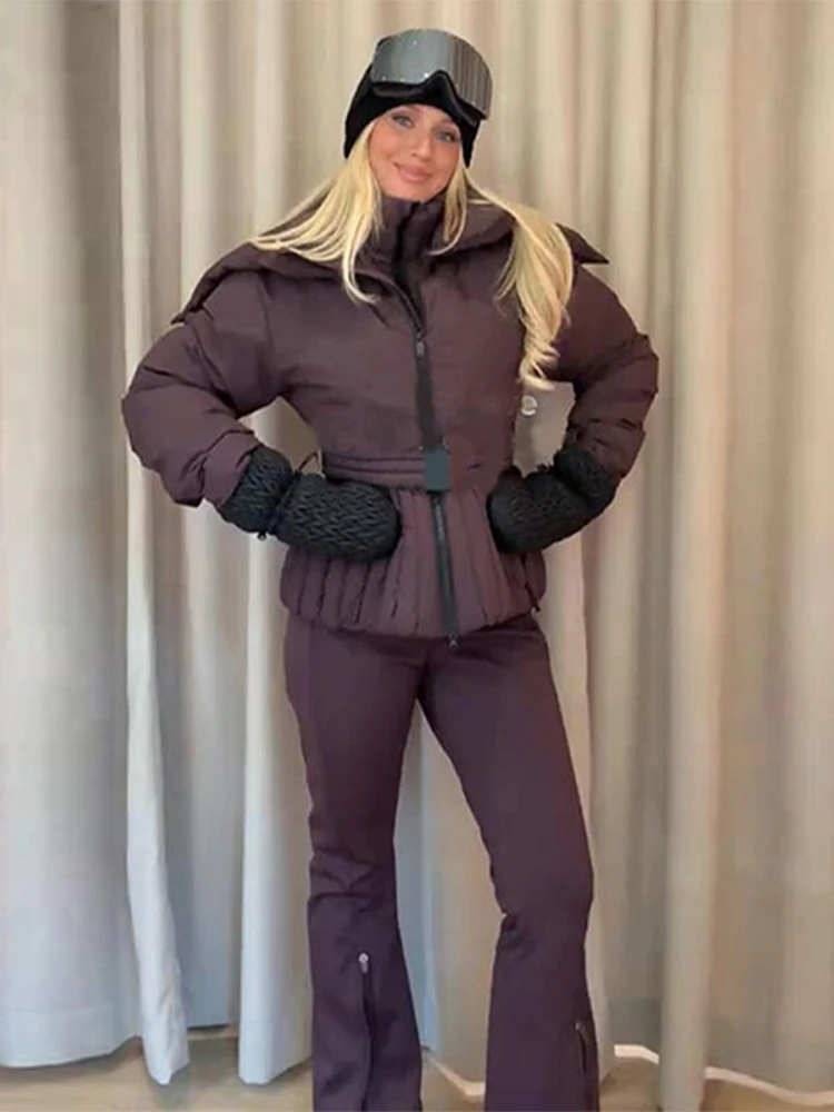 فساتين بذلة قصيرة للسيدات مطبوعة بالورود وياقة على شكل زهرة فساتين مثيرة عالية الشارع وأكمام طويلة ملفوفة موضة 2025