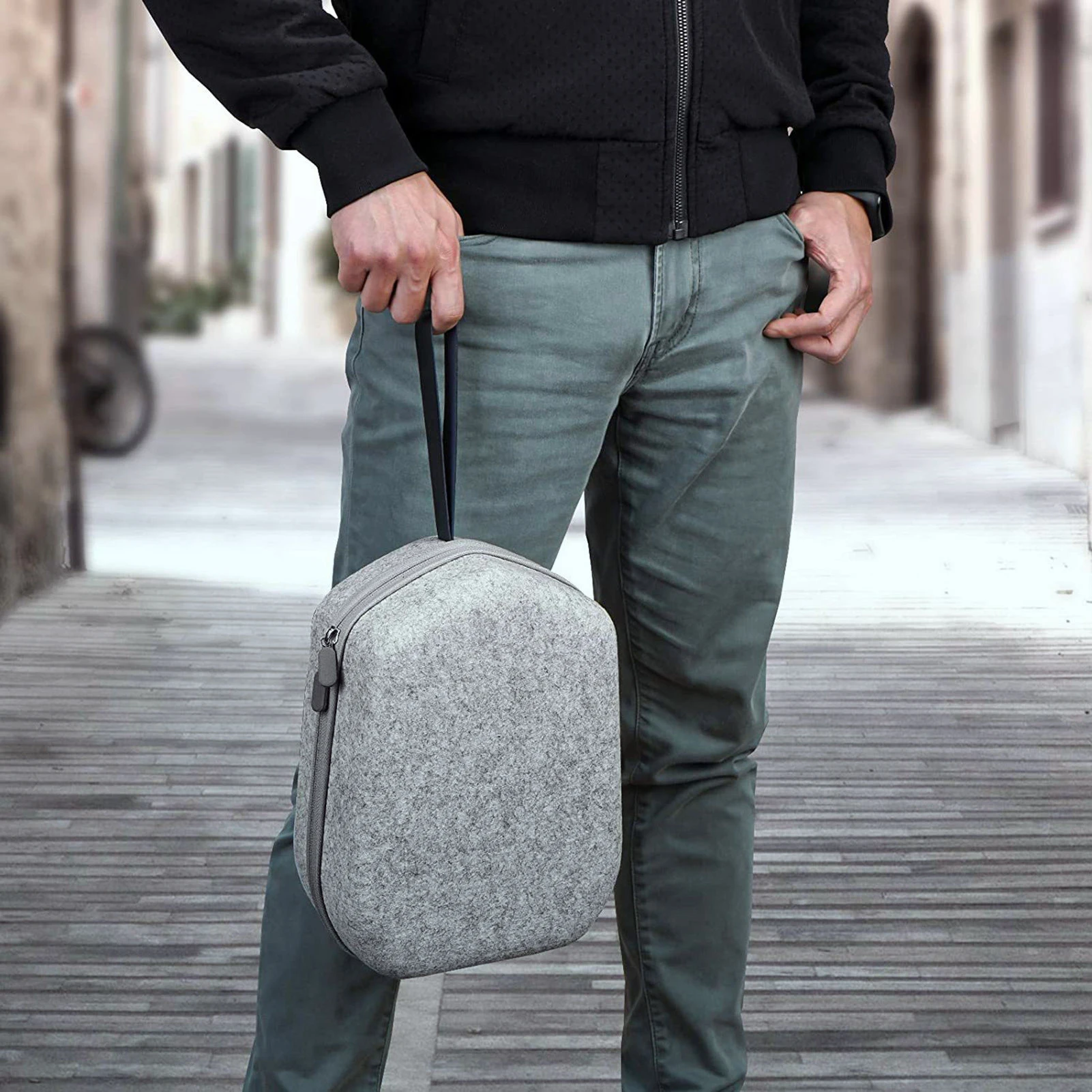 حقيبة حمل صلبة متوافقة مع سماعة ألعاب الواقع الافتراضي الأساسية/الخراب الرسمية لـ Meta Quest 2 وملحقات وحدة التحكم باللمس