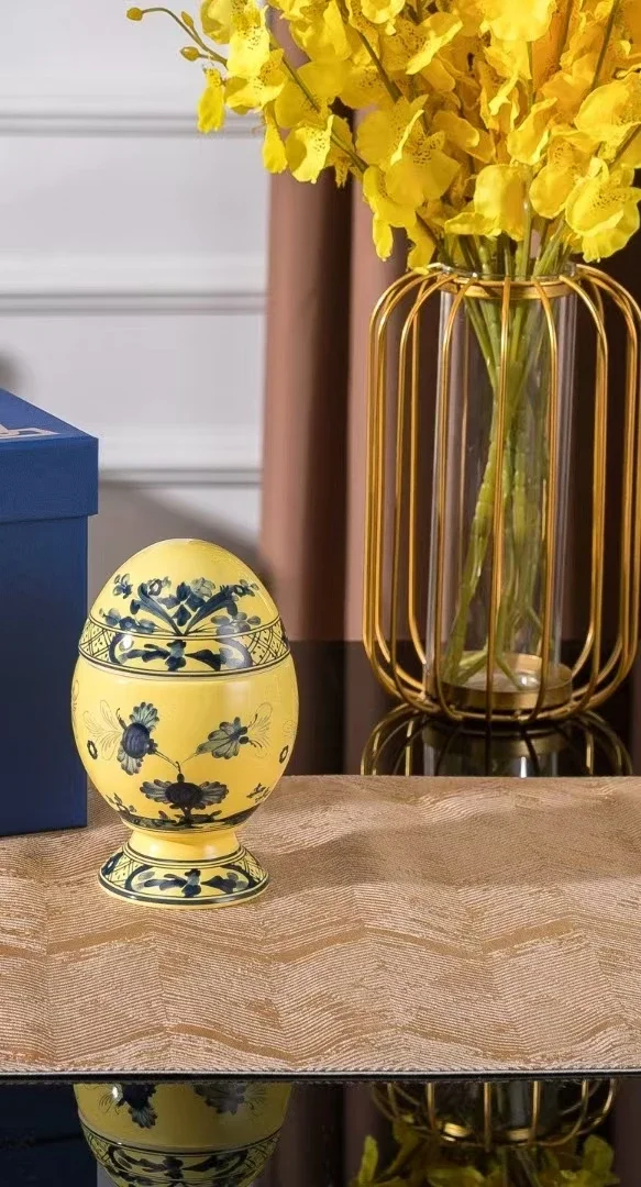 14CM Porcelain Egg cups holder Bone China Egg Cup