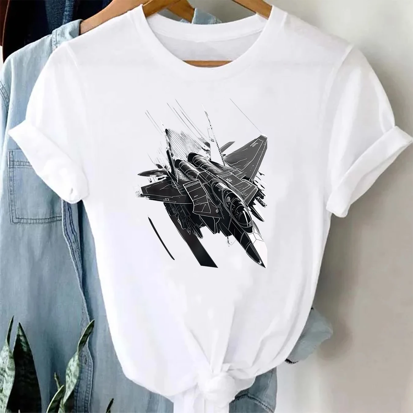 女性用半袖カジュアルTシャツ、女性用Tシャツトップス、ミリタリージェット戦闘機、飛行機プリント楽しい、ファッションパターン