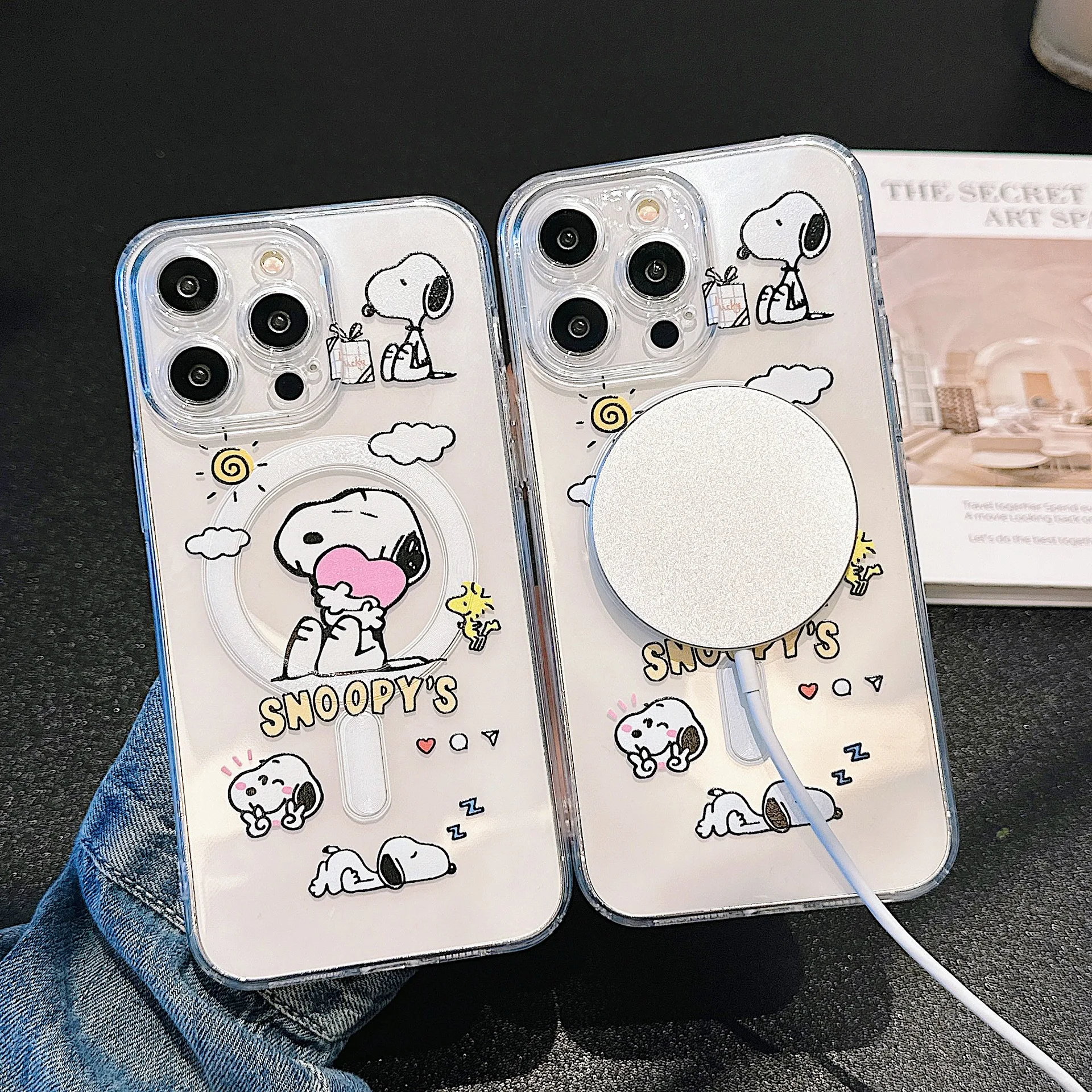 Anime Kawaii Snoopy Spiked Magnetics Suction Case Cartoon Suitable for Iphone15Promax Mobile Phone Case Transparent Soft Shell