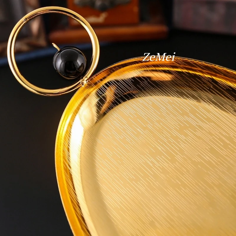 European-Style Vintage Oval Cake Plate,Carving Flower Home Portable Metal Fruit Tray,34 cm Food Storage Plate Wedding Decoration view 4