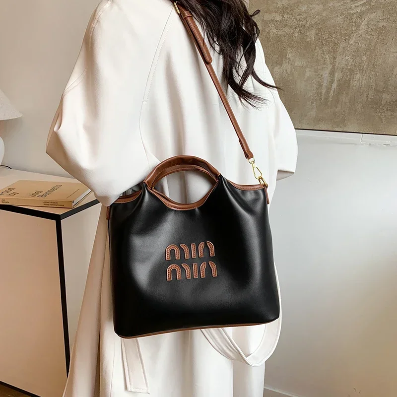 

Trendy Solid Color Crossbody Purse Minimalist Vintage Leather Handbag Designer Messenger Bag For Women Chic Commuter Shopper