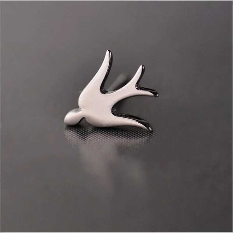 New Fashion Jewelry Small Fresh Simple 925 Sterling Silver Cute Little Swallow Bird Exquisite Female Stud Earrings   E251