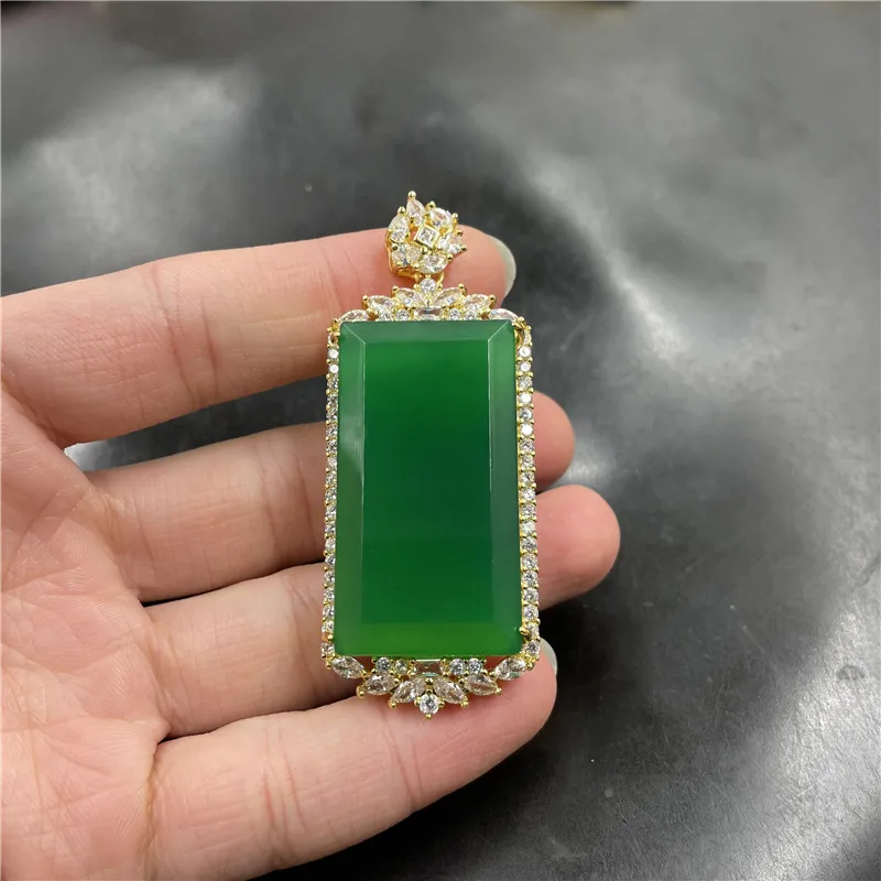 New Green Chalcedony Agate Large Tranquility Peace Plate for Men and Women Sweater Chain Pendant