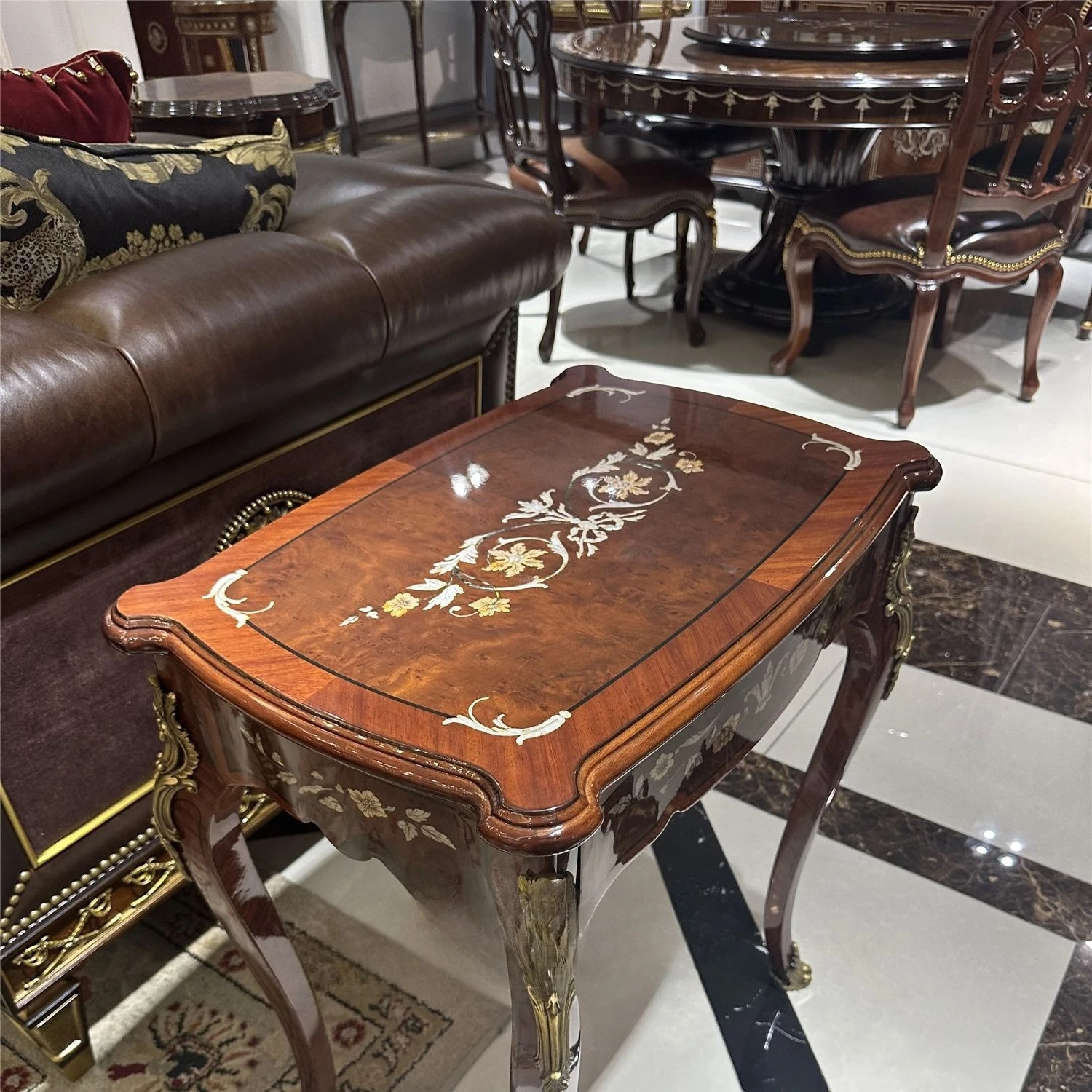 Alexander English side table, small foldable dresser, living room corner table