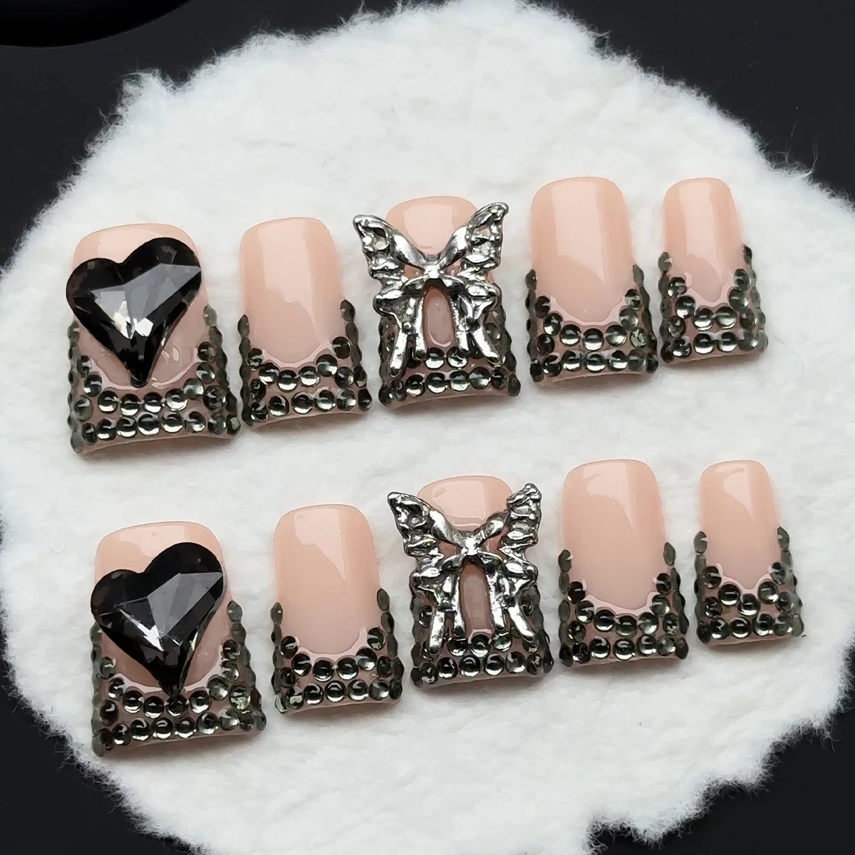 10pcs/Set Handmade acrylic press on nails Short duckbill nailsBlack Diamond French Butterfly Decorated Fake NailsGothic nails