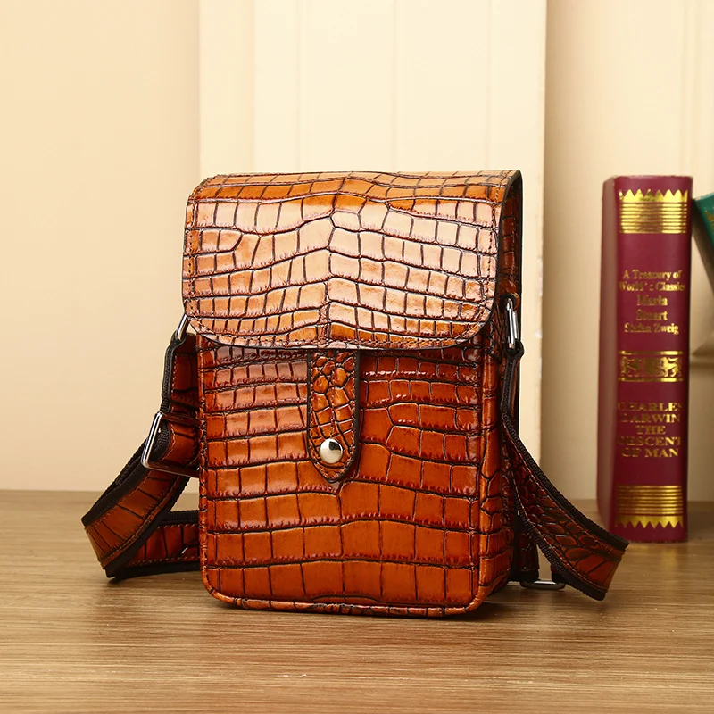 New Leather Man bag one shoulder bag crocodile camera bag high grade belly chest bag fashion man shoulder bag messenger bag