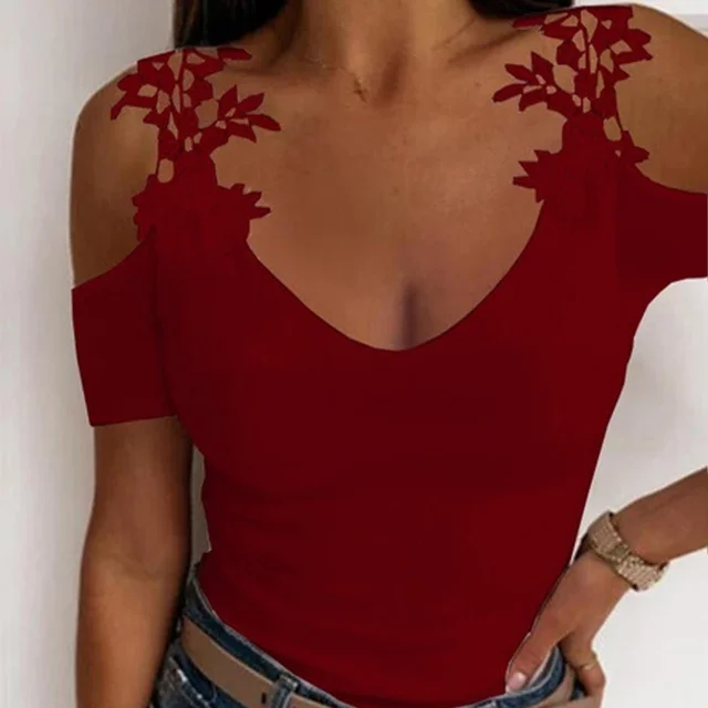 Koronkowe Hollow Off Shoulder z krótkim rękawem damskie dekolt w serek seksowne t-shirty solidna szczupła kobiece letnie topy na co dzień Tee tunika